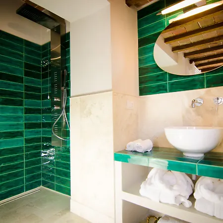 فندق مبيت وإفطار Dimora Dell'erbe Montepulciano Stazione