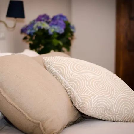Dimora Dell'erbe فندق مبيت وإفطار 4*